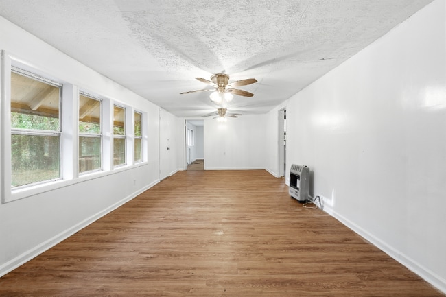 Photo - 3831 King Dr