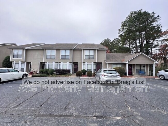 Photo - 174 Aloha Dr Townhome