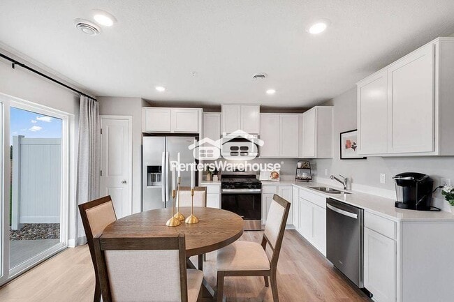 Photo - 17520 Driscoll Pl