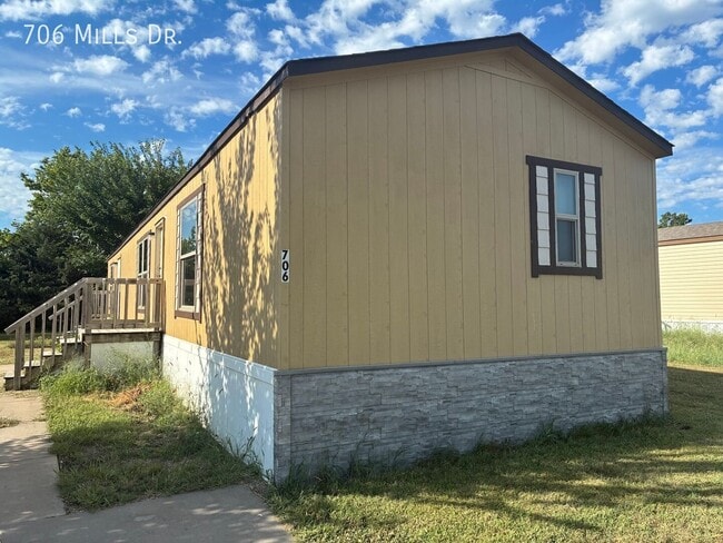 706 Mills Dr.-