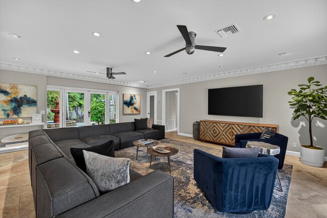 Photo - 4401 NE 19th Ave