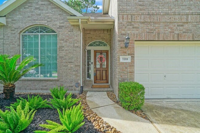 Photo - 7211 Emerald Run Ln