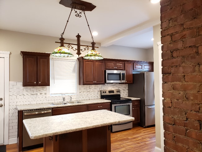 Photo - 3192 W 14th St Unidad 1