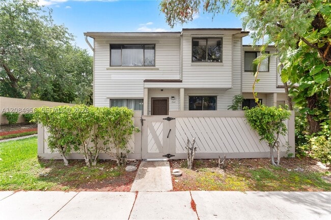 Building Photo - 3541 NW 99th Terrace