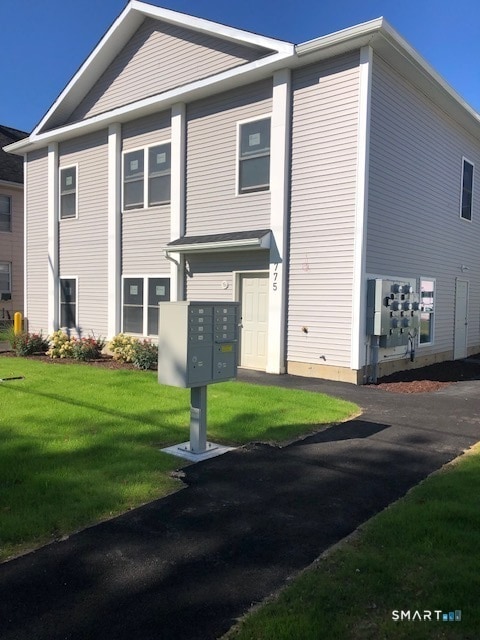 Building Photo - 775 Main St Unit 1