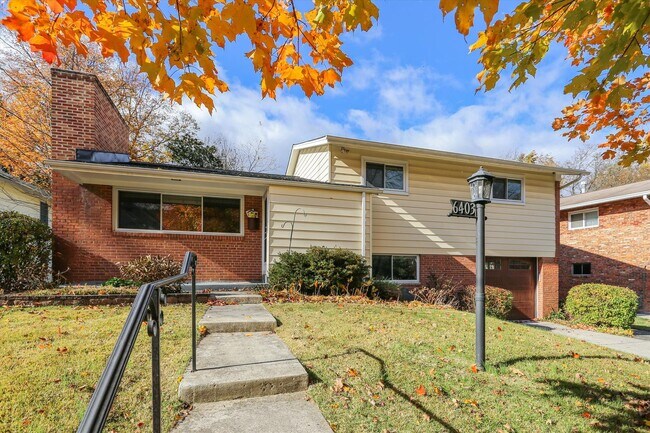 Photo - Beautiful Bethesda 4 level Split-3 bed + 2.5 Ba &  Deck & Fenced Yard!!