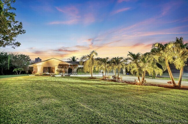 Photo - 10962 57TH S Pl
