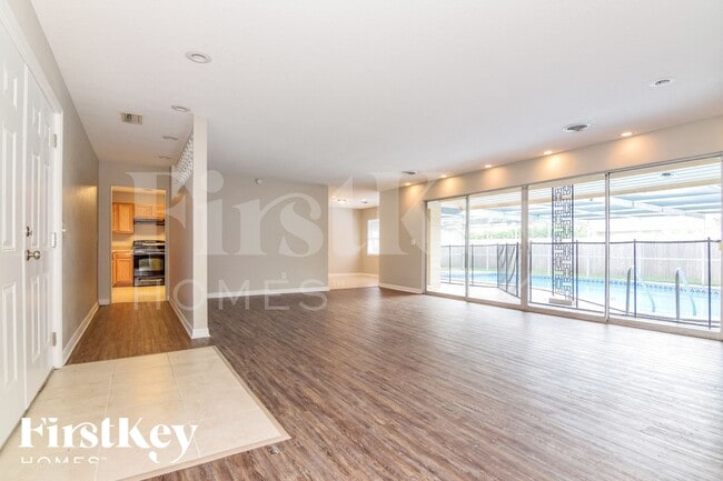 Photo - 1961 9th St SE