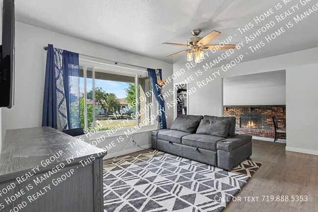 152 Rose Dr