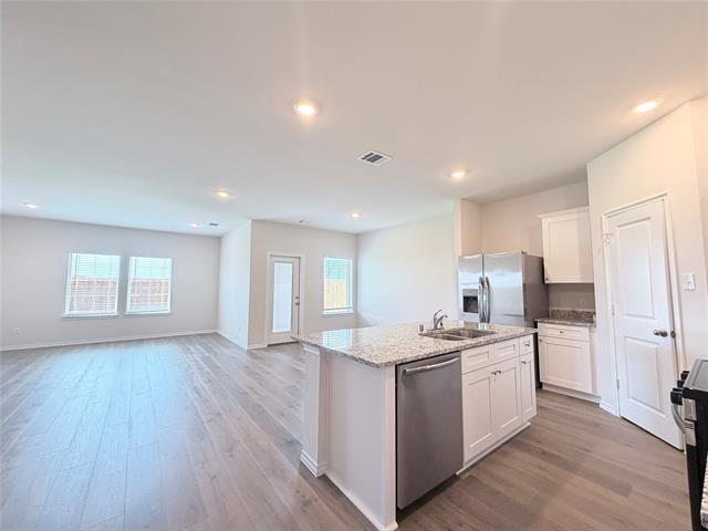 617 Edge Hl Ln