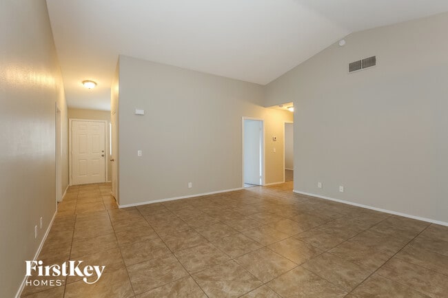 Photo - 5100 Chambliss Dr