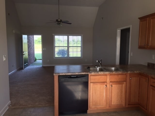 Photo - Great Neighborhood!