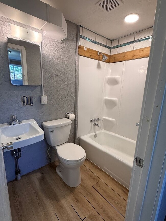 Photo - HALF OFF FIRST MONTH! Bright & Spacious 2-Bed Basement Gem