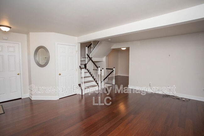 Photo - 130 Mount Vernon Ct