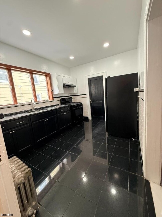 Photo - 200 N 15th St