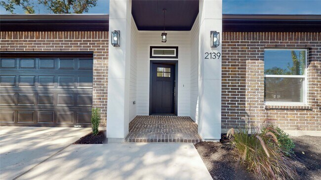 Photo - 2139 Counter Point Dr