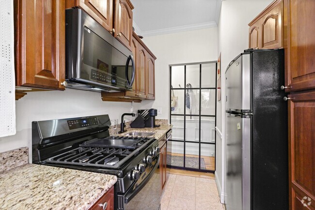 Building Photo - 2700 John F. Kennedy Blvd Unit 505 Rental
