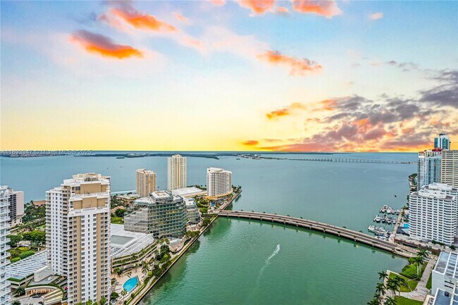 Building Photo - 495 Brickell Ave Unit 3502