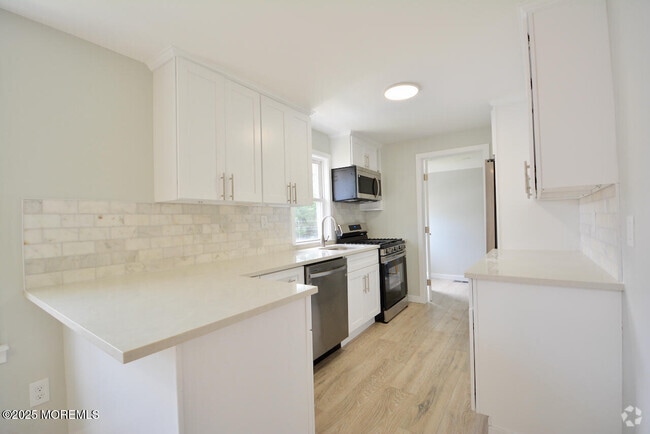 Building Photo - 1309 Langford St Unit D Rental