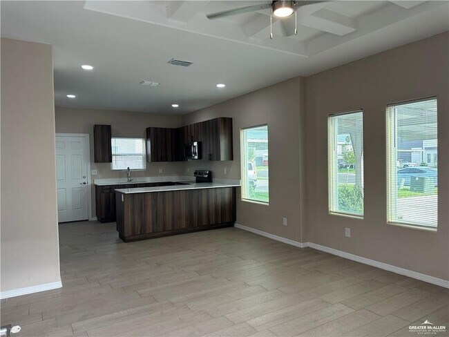 2919 W Driftwood St Unidad 4