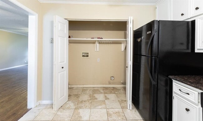 Photo - 616 17th Ave N