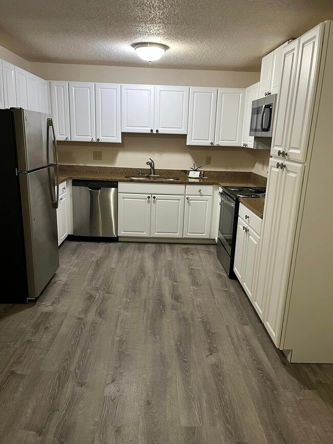 Photo - Tropicana Apartments