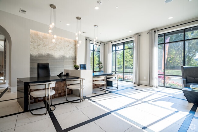 Leasing Center