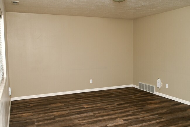 Photo - 1394 N 290 W