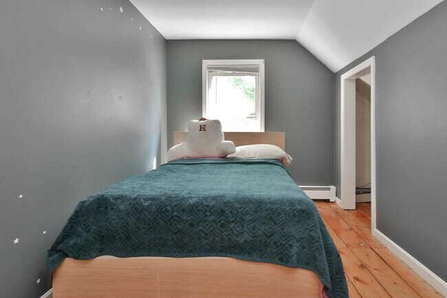 Photo - 80 Lincoln Ave Unit 2