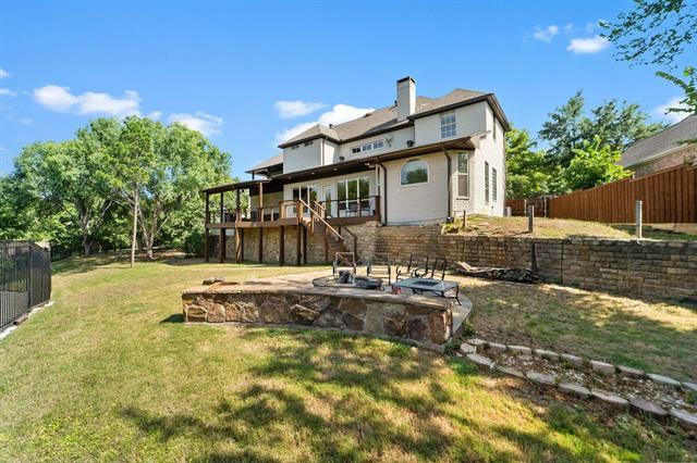 Building Photo - 621 Somerset Dr