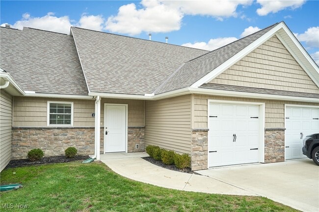 Building Photo - 1713 Blase Nemeth Rd