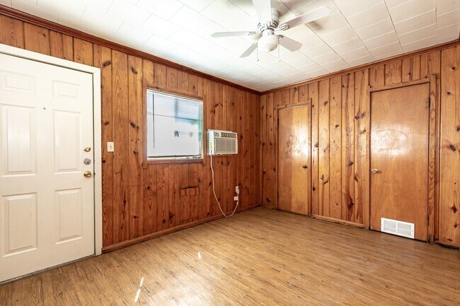 Photo - 3615 26th St Unit Back