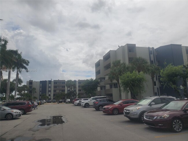 Photo - 10000 NW 80th Ct Unit 2236