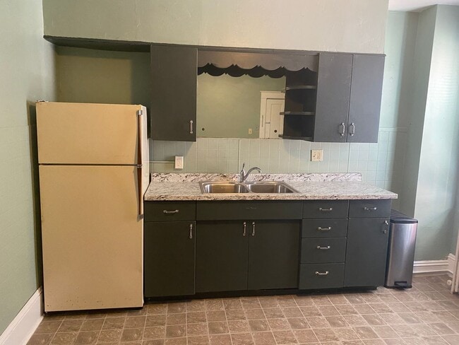 Photo - 624 E King St Unidad Apt. 4