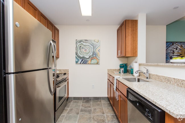 Peninsula Apartments