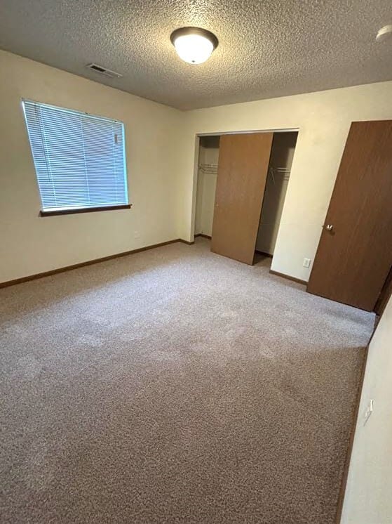 Photo - 953 Boston Way