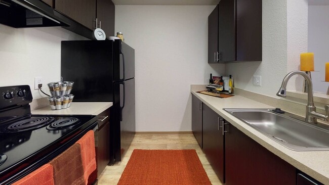 North Creek Apartments