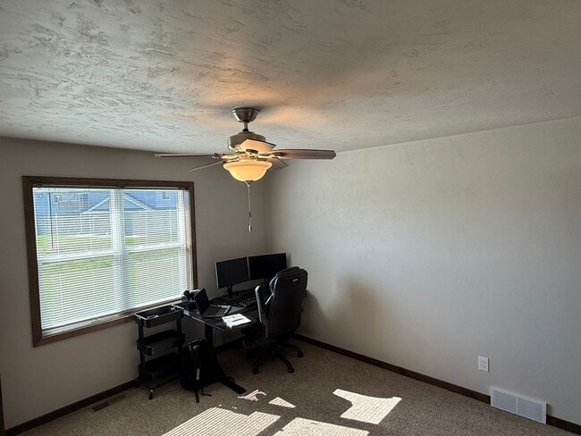 Photo - 4534 Cherryvale Ave Unit 4534