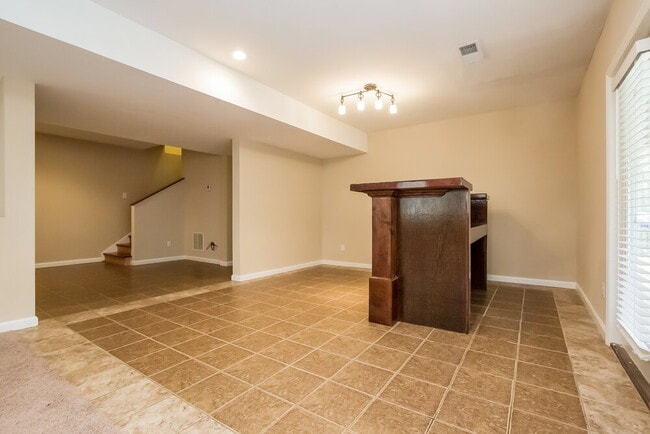 Photo - 3885 Dollar Cir