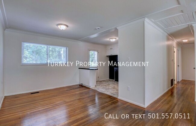 Photo - 13 Wesley Dr