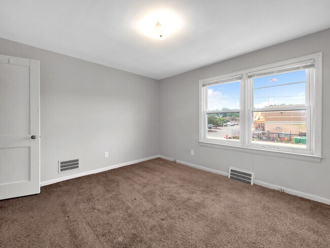 Photo - 18675 Meyers Rd Unidad 18675 Meyers