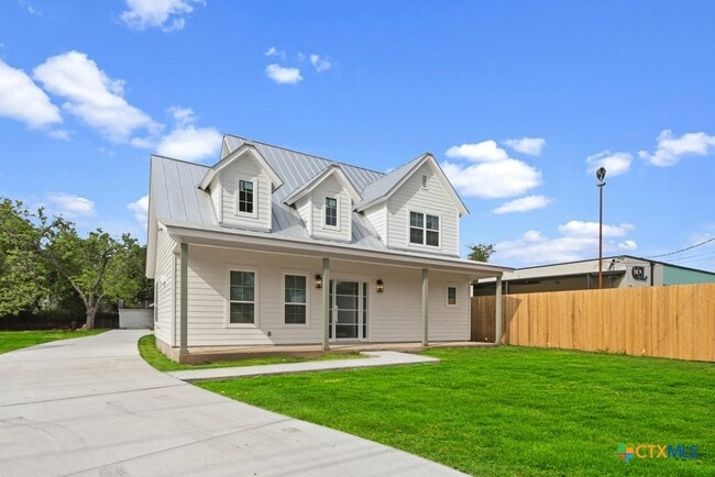 Photo - 158 S Academy Ave