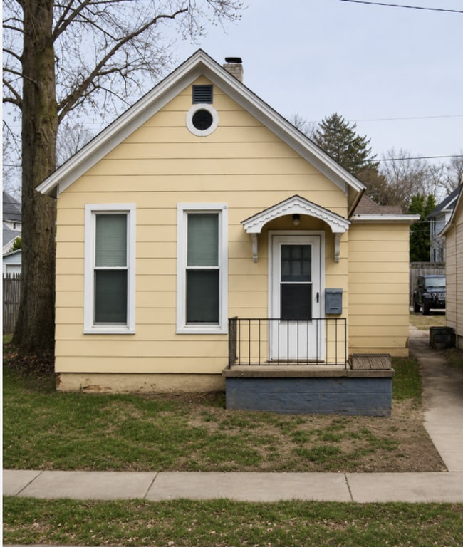 Building Photo - 721 S 9th St