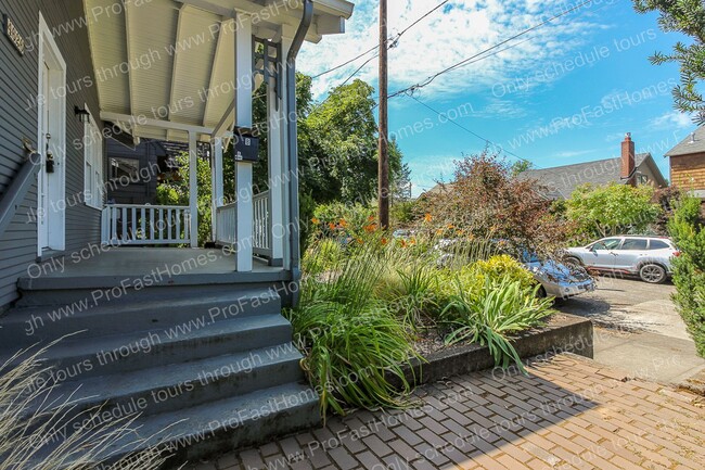 Photo - 4626 NE 29th Ave