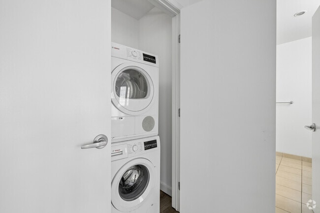 2BR, 2BA - 1,386SF - In Unit Laundry - The Mercantile Apartments
