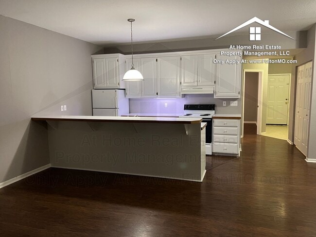 Building Photo - 1009 Boulder Ct