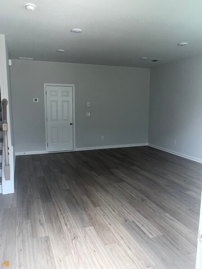225 Cobalt Dr