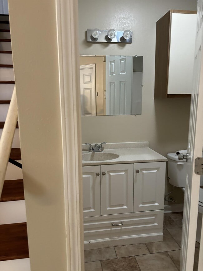 Photo - 15550 Riverdale Ave E