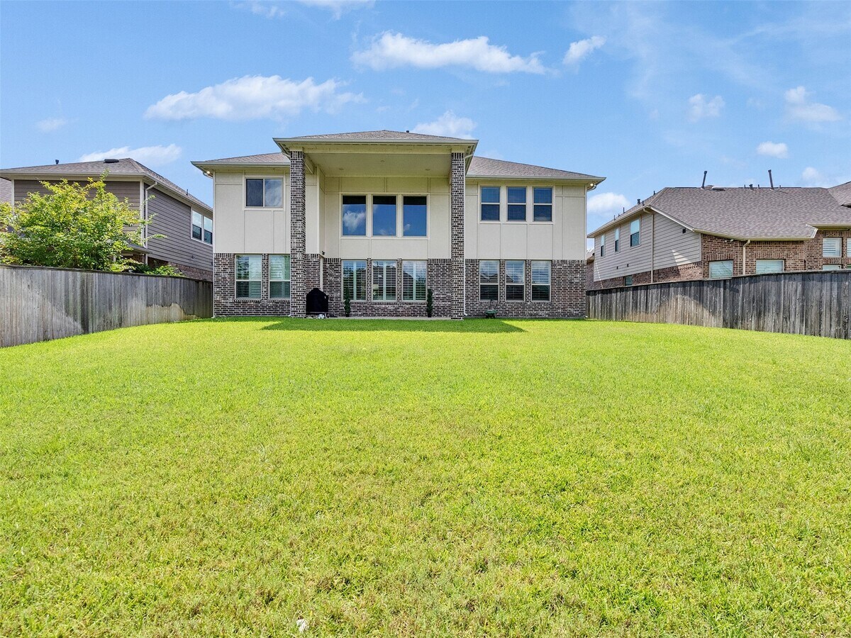 Photo - 22 Whitbarrow Pl