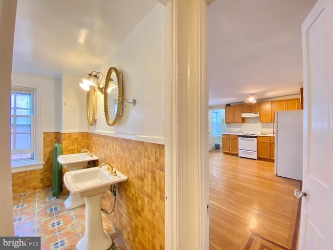 Photo - 1914 Pine St